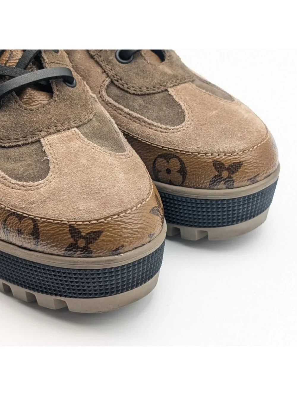 Louis Vuitton Laurie Line Monogram Reverse Ankle Boots - Picture 8 of 11